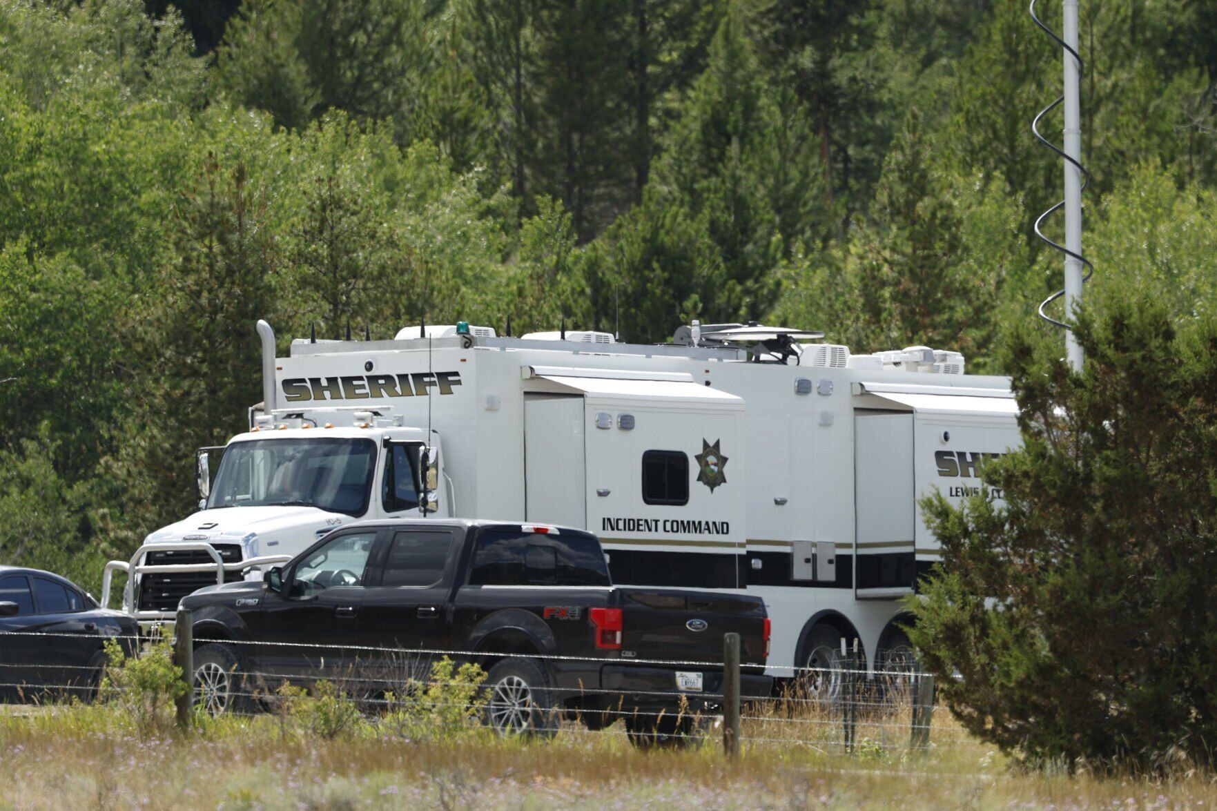 080525-stnd-nws-shooting-004.jpg